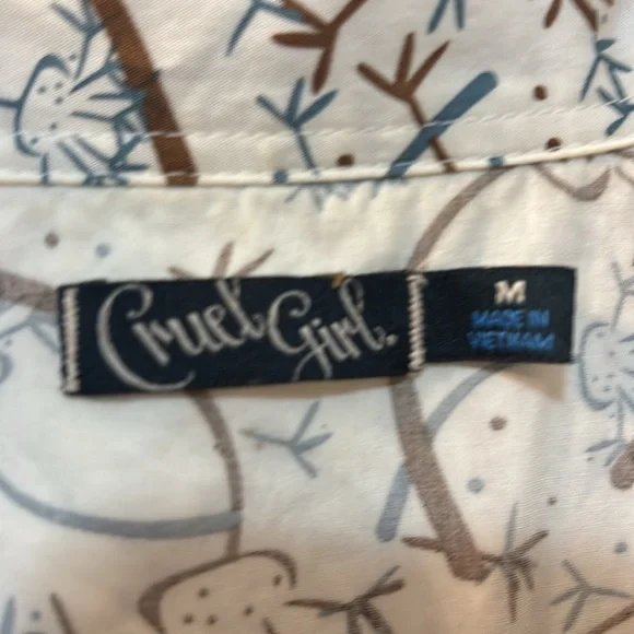 Cruel Girl western snap button down size medium - Picture 4 of 7